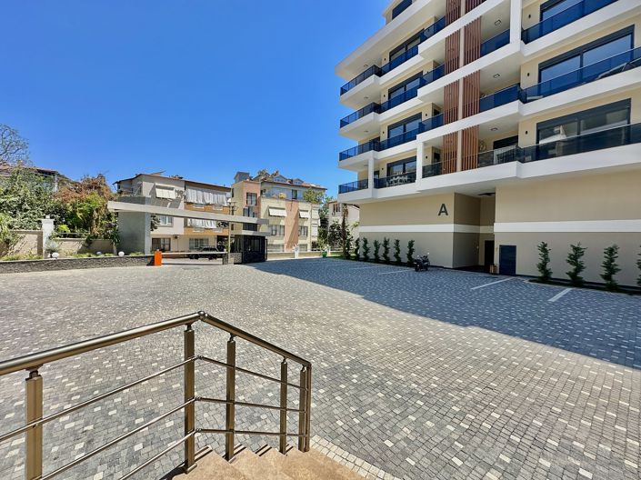 Image No.19-3 Bed Apartment for sale