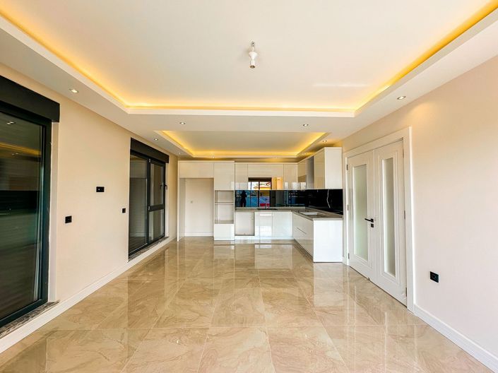 Image No.28-3 Bed Apartment for sale