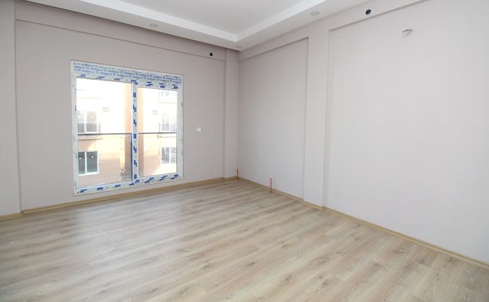 Image No.20-4 Bed Apartment for sale