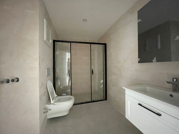 Image No.26-5 Bed Apartment for sale