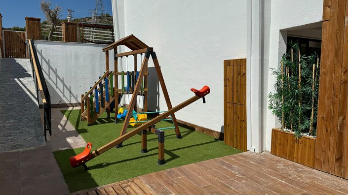 Image No.14-5 Bed Apartment for sale