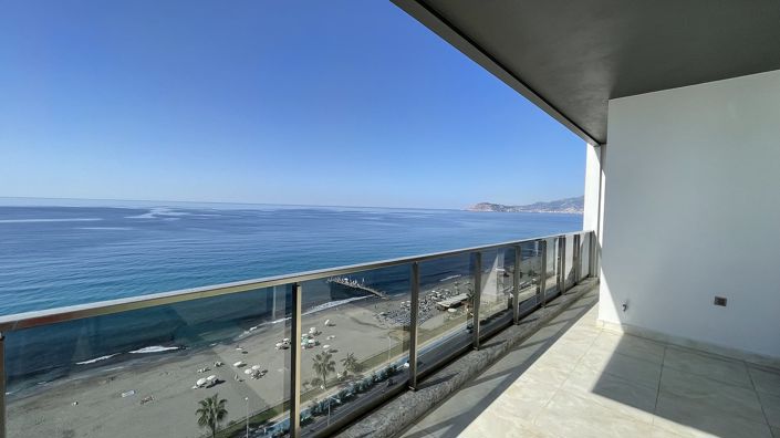 Image No.17-3 Bed Apartment for sale