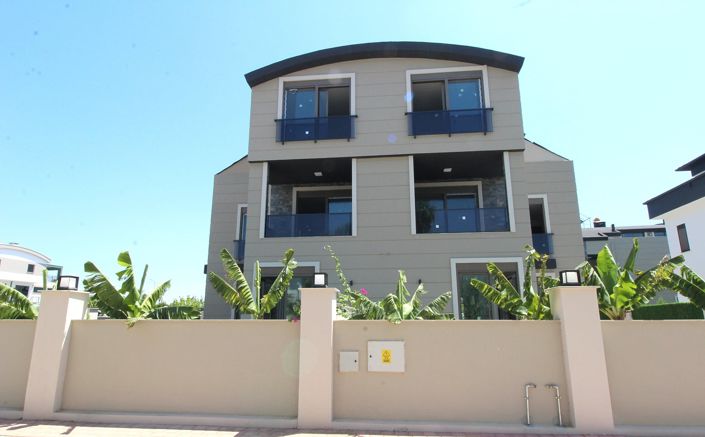 Image No.4-4 Bed House/Villa for sale