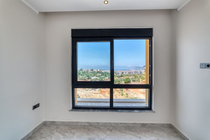 Image No.12-2 Bed Apartment for sale