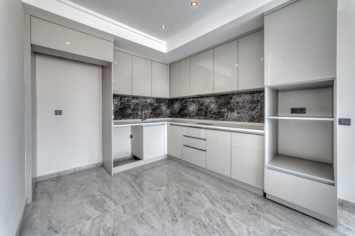 Image No.27-3 Bed Apartment for sale