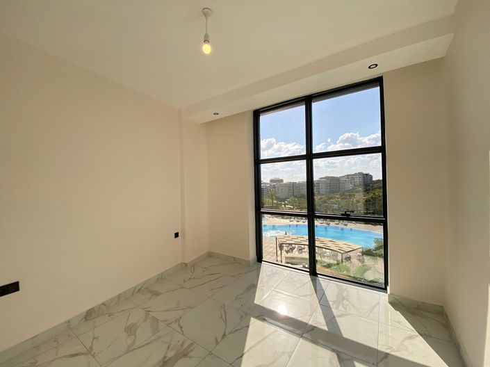 Image No.20-2 Bed Apartment for sale