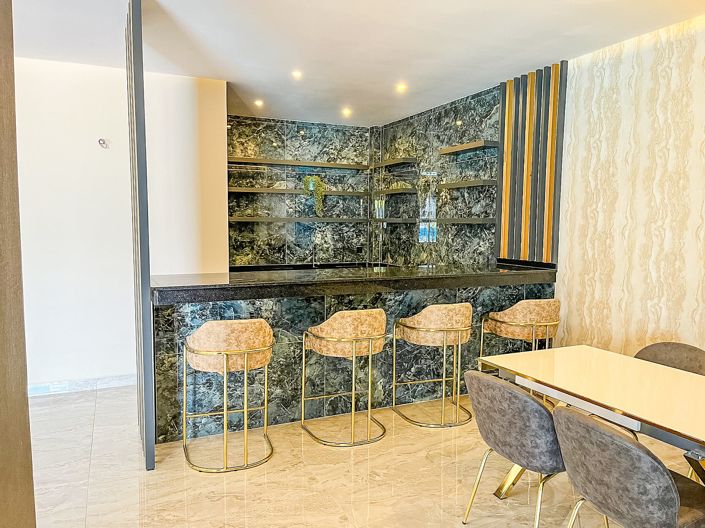 Image No.11-3 Bed Apartment for sale