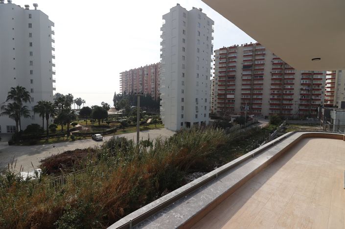 Image No.22-3 Bed Apartment for sale