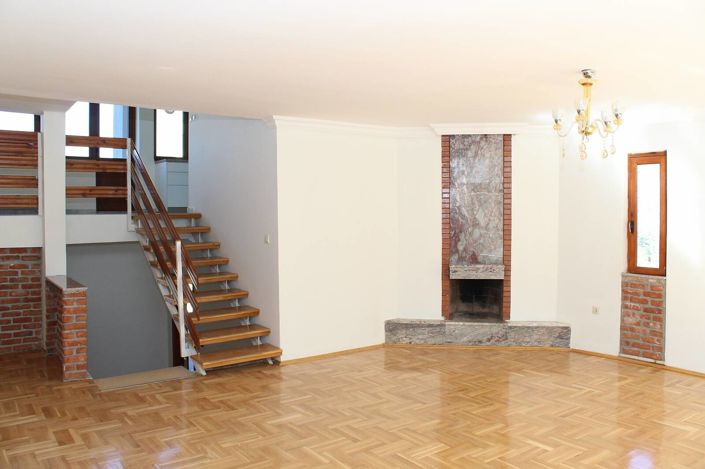 Image No.11-5 Bed Apartment for sale