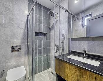 Image No.21-4 Bed Apartment for sale