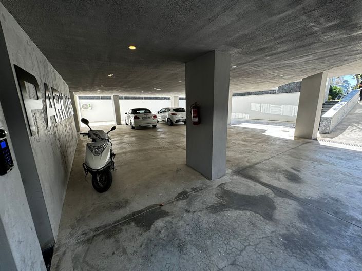 Image No.9-3 Bed Apartment for sale