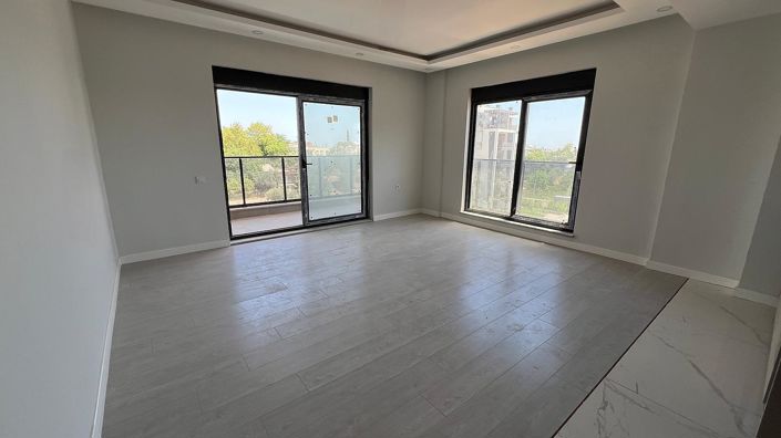 Image No.20-3 Bed Apartment for sale