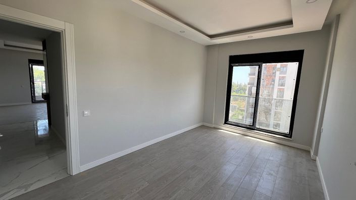 Image No.25-3 Bed Apartment for sale