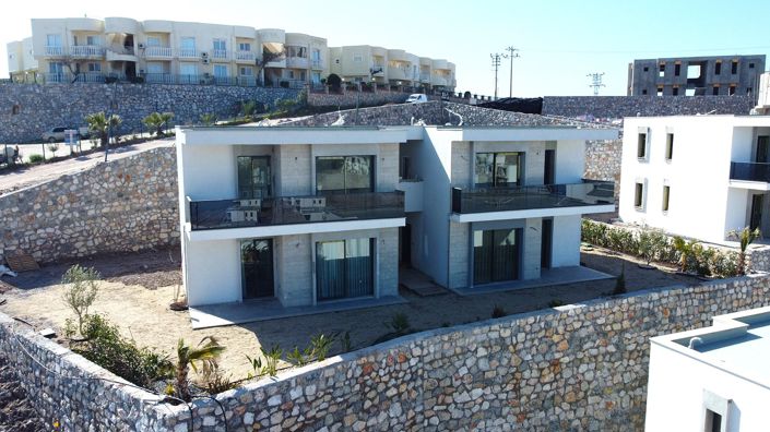 Image No.20-2 Bed Apartment for sale