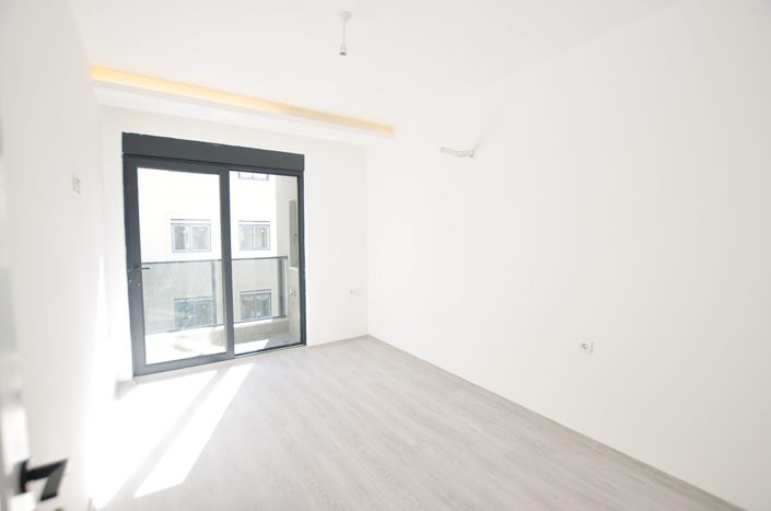 Image No.18-2 Bed Apartment for sale