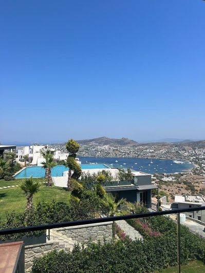 Image No.21-3 Bed Apartment for sale