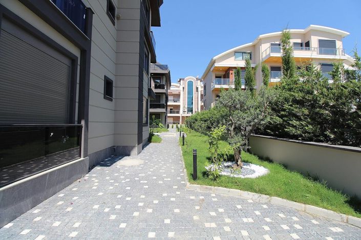 Image No.34-3 Bed Apartment for sale