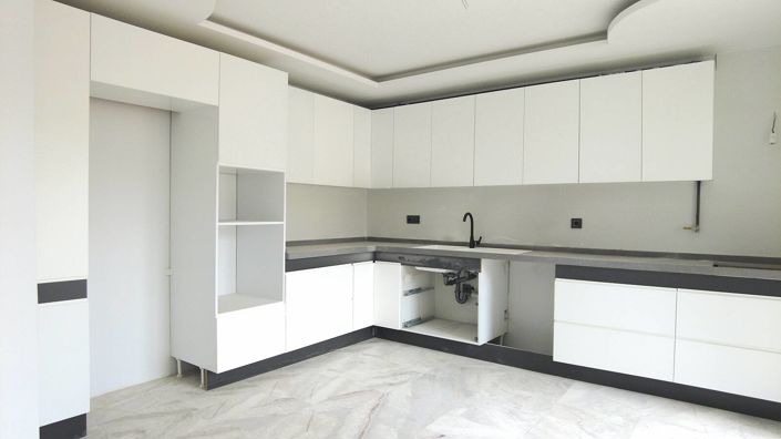 Image No.17-4 Bed Apartment for sale