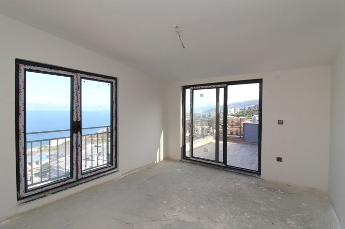 Image No.42-4 Bed Apartment for sale