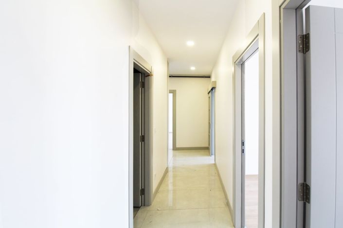 Image No.26-3 Bed Apartment for sale