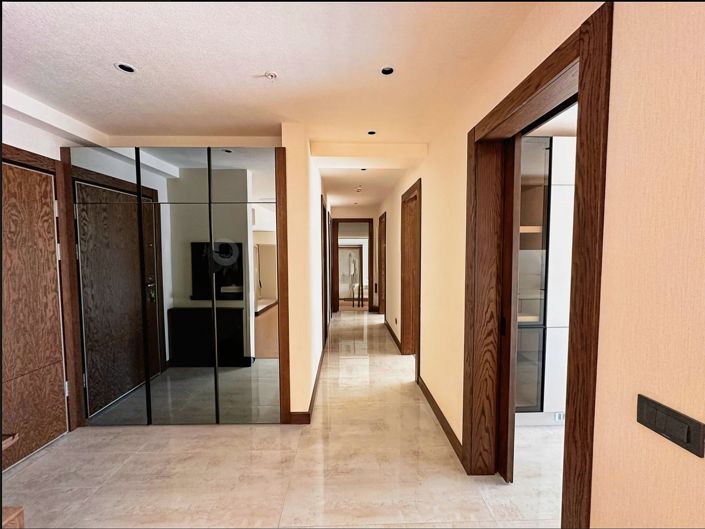 Image No.29-5 Bed Apartment for sale