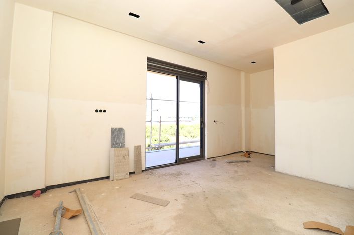 Image No.43-4 Bed House/Villa for sale