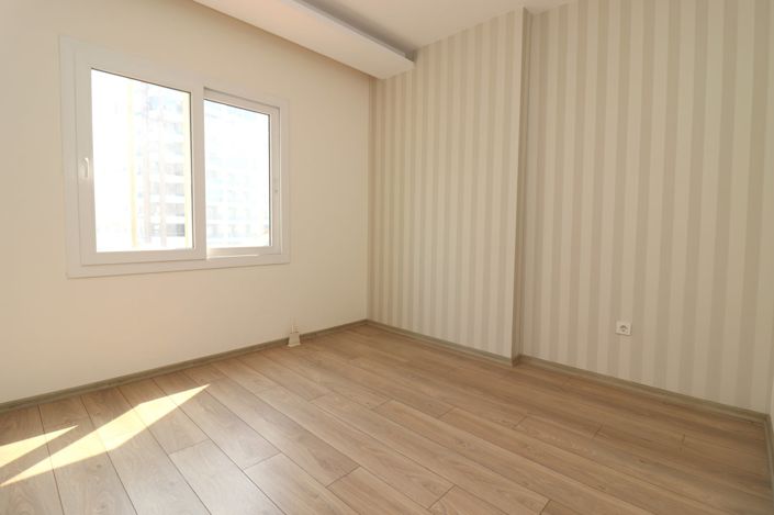 Image No.20-3 Bed Apartment for sale