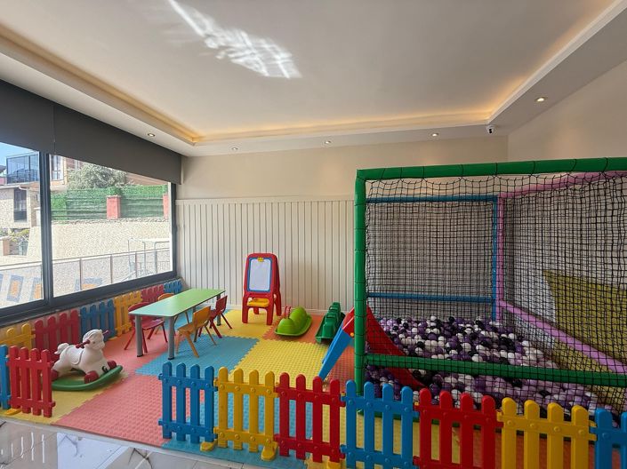 Image No.13-2 Bed Apartment for sale