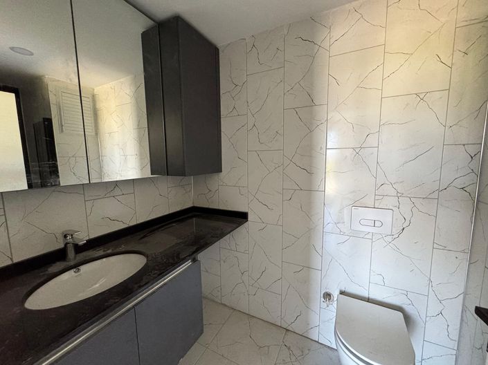 Image No.18-1 Bed Apartment for sale