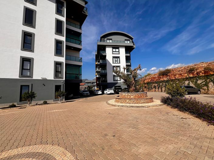 Image No.10-3 Bed Apartment for sale