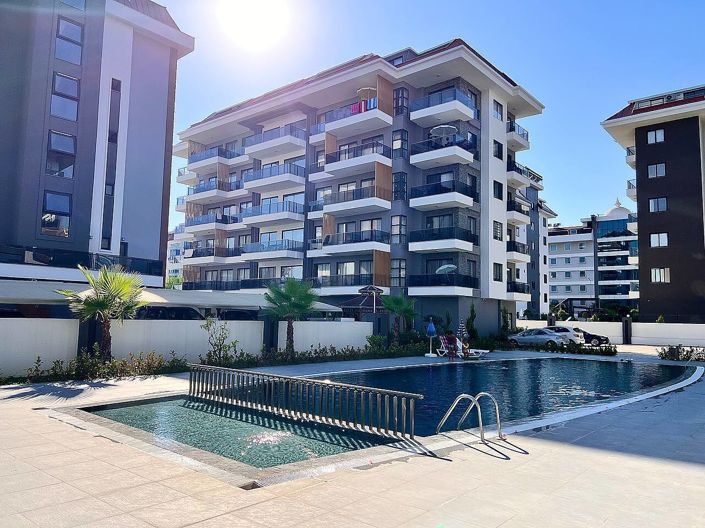 Image No.10-3 Bed Apartment for sale