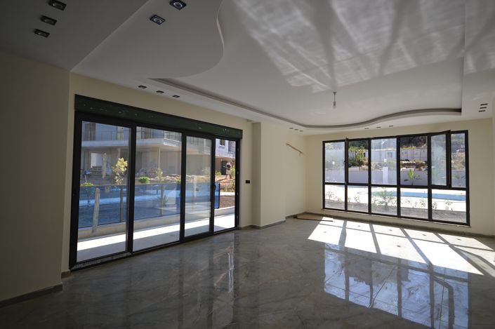 Image No.9-4 Bed Apartment for sale