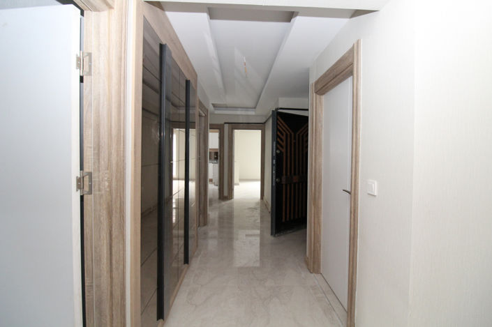 Image No.19-4 Bed Apartment for sale