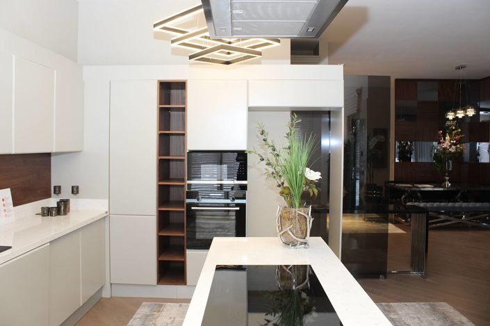 Image No.25-4 Bed Apartment for sale