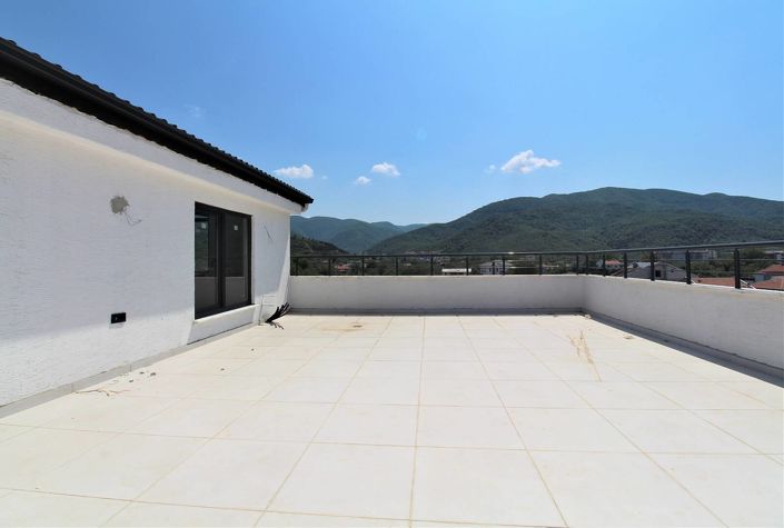 Image No.18-2 Bed Apartment for sale