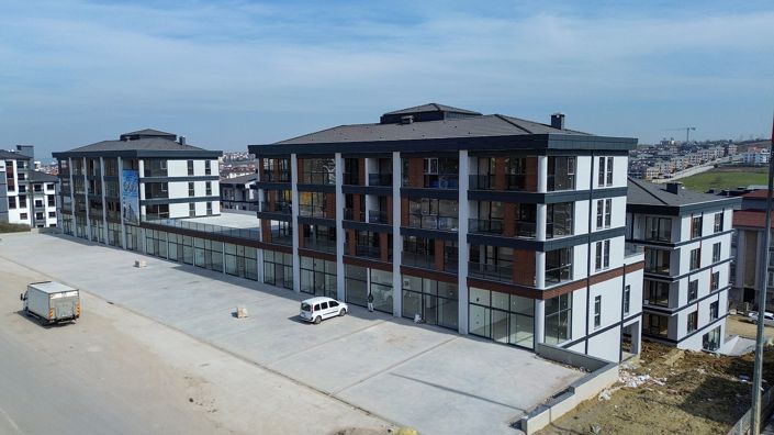 Image No.6-2 Bed Commercial for sale