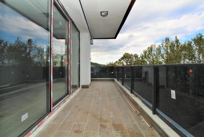 Image No.33-3 Bed Apartment for sale