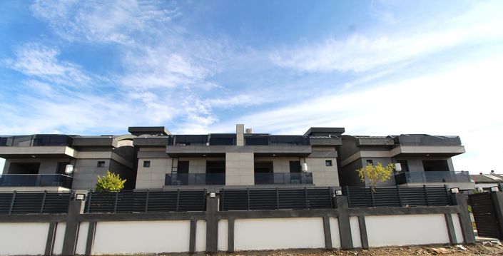 Image No.38-2 Bed Apartment for sale