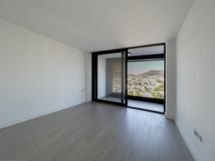 Image No.24-2 Bed Apartment for sale