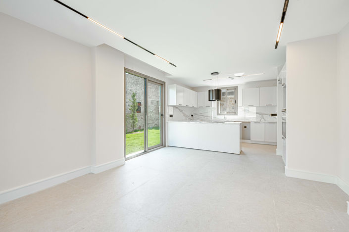 Image No.16-Maison / Villa de 3 chambres à vendre à Peksimet