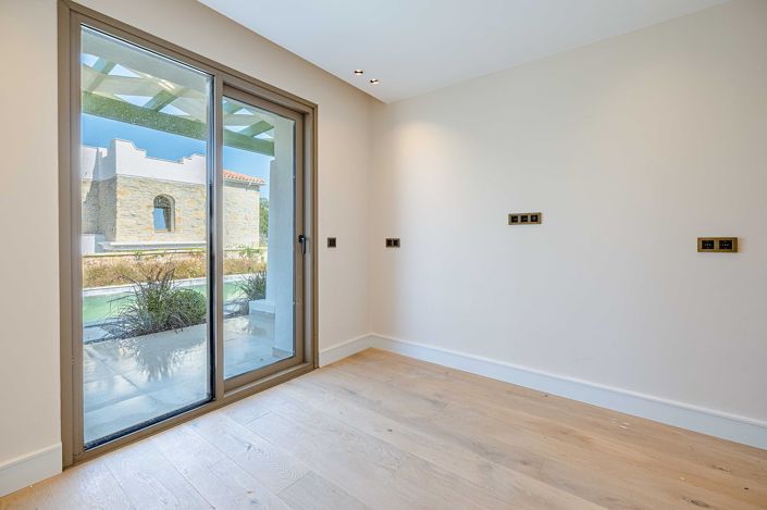 Image No.23-Maison / Villa de 3 chambres à vendre à Peksimet