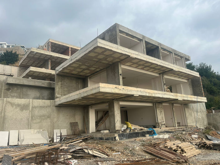 Image No.9-5 Bed House/Villa for sale