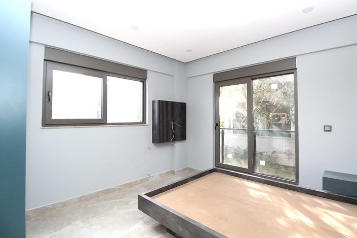 Image No.35-2 Bed Apartment for sale