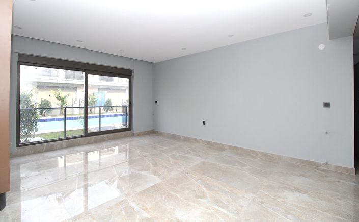 Image No.23-4 Bed Apartment for sale