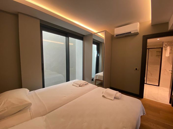 Image No.30-5 Bed House/Villa for sale