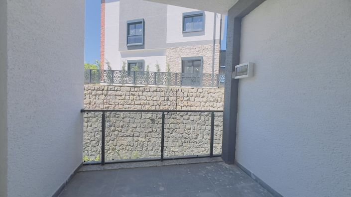 Image No.54-4 Bed Apartment for sale