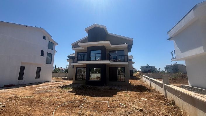 Image No.31-4 Bed House/Villa for sale