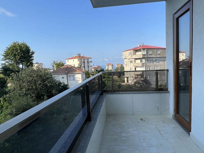 Image No.17-3 Bed Apartment for sale