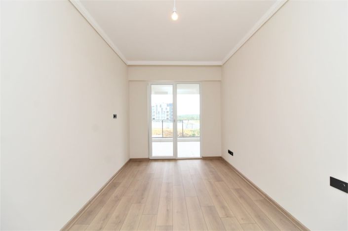 Image No.14-3 Bed Apartment for sale