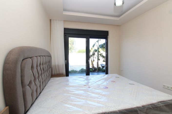 Image No.40-1 Bed Apartment for sale